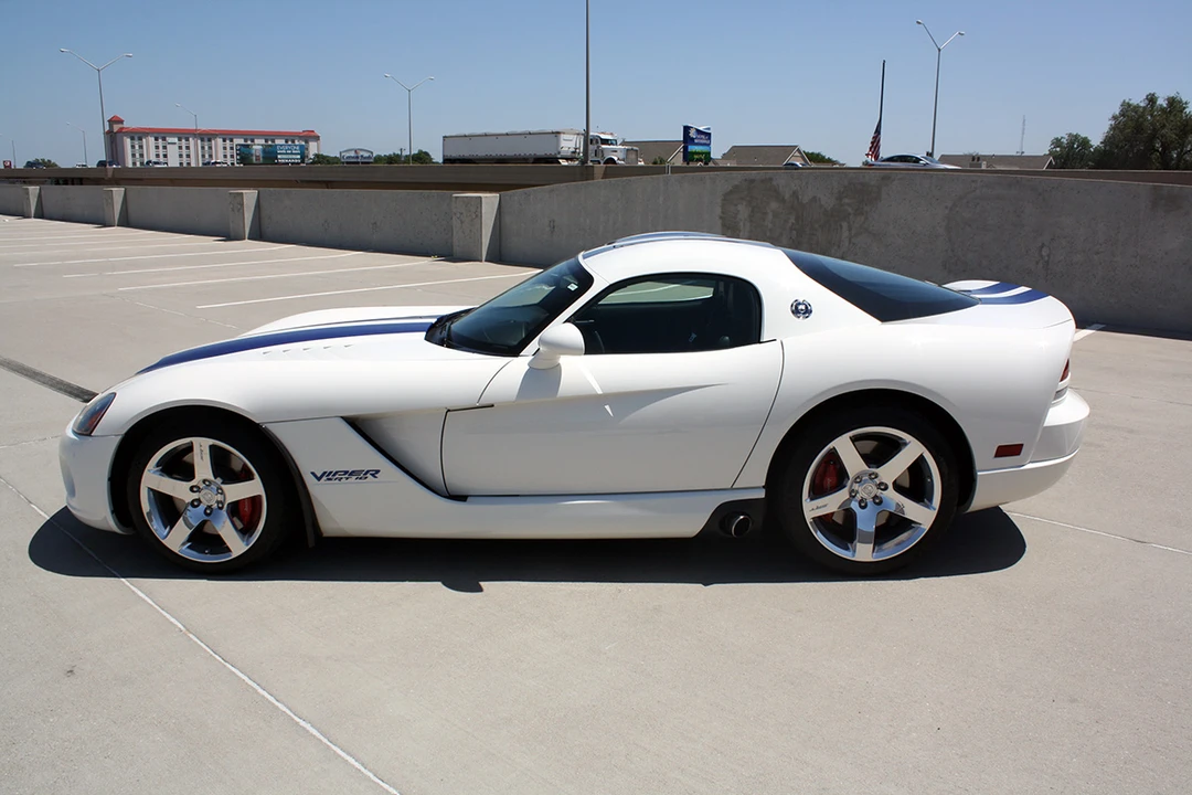 2006 Dodge Viper 3rd Gen - Image 3 of 5
