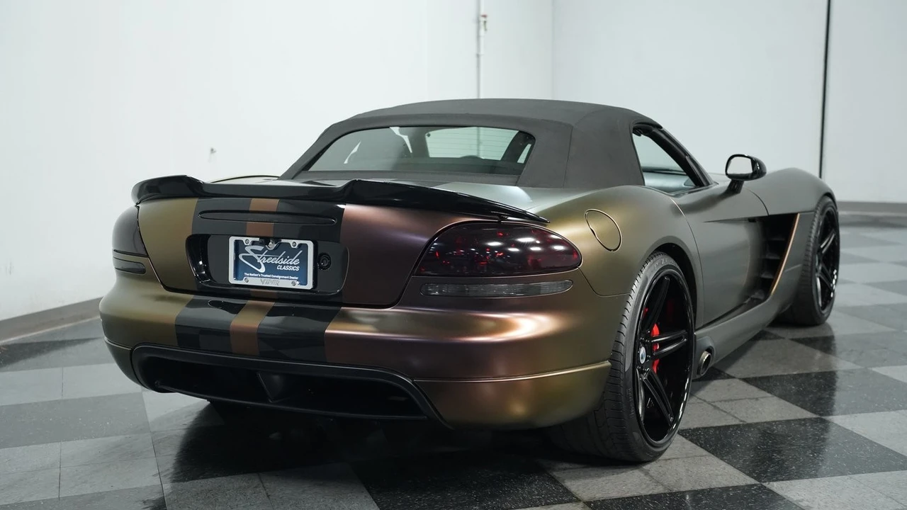 2006 Dodge Viper 3rd Gen - Image 10 of 12