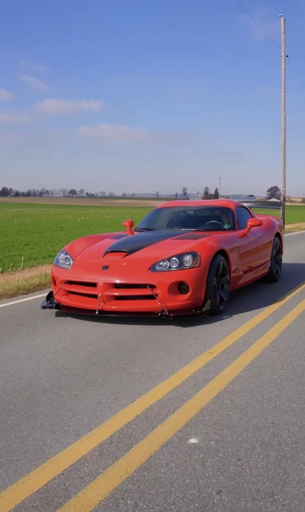 2006 Dodge Viper 3rd Gen - Image 2 of 20
