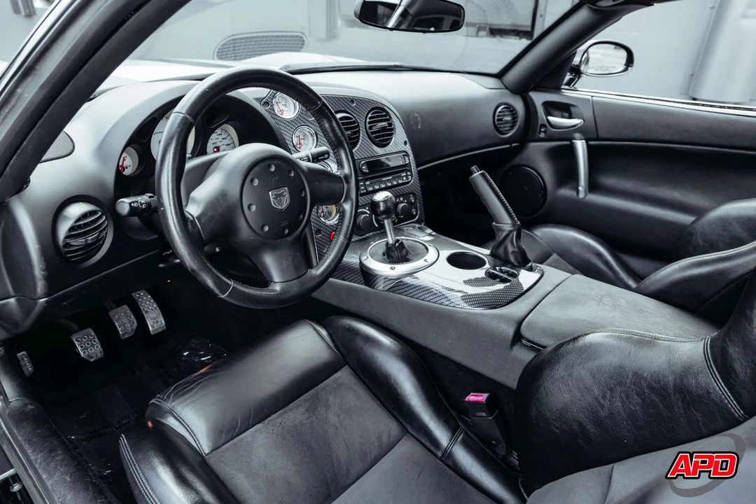 2006 Dodge Viper 3rd Gen - Image 2 of 12