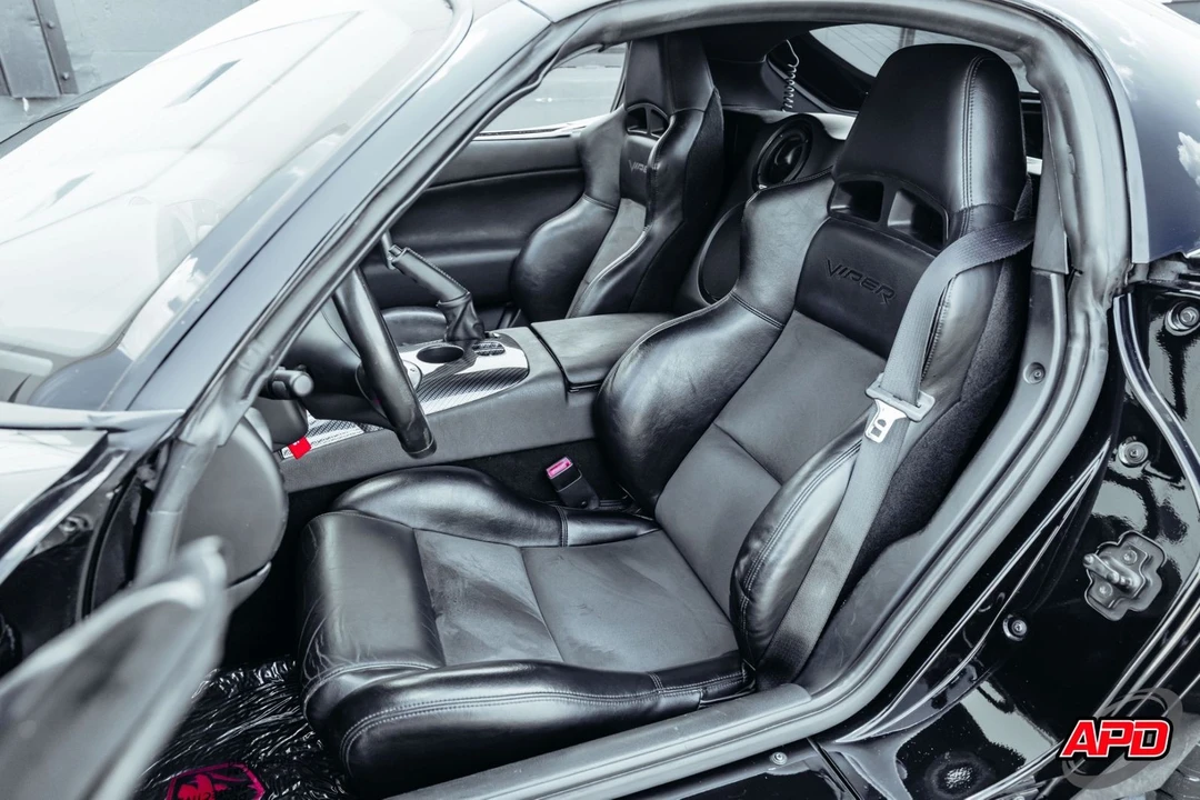 2006 Dodge Viper 3rd Gen - Image 5 of 12