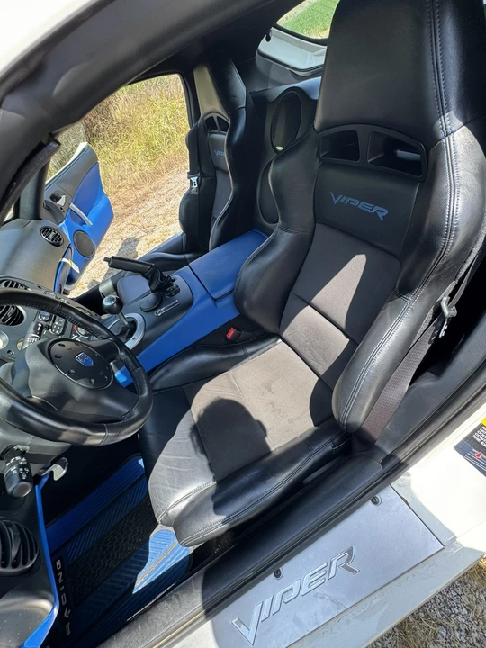 2006 Dodge Viper 3rd Gen - Image 16 of 18