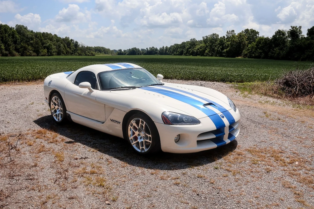 2006 Dodge Viper 3rd Gen - Image 5 of 18