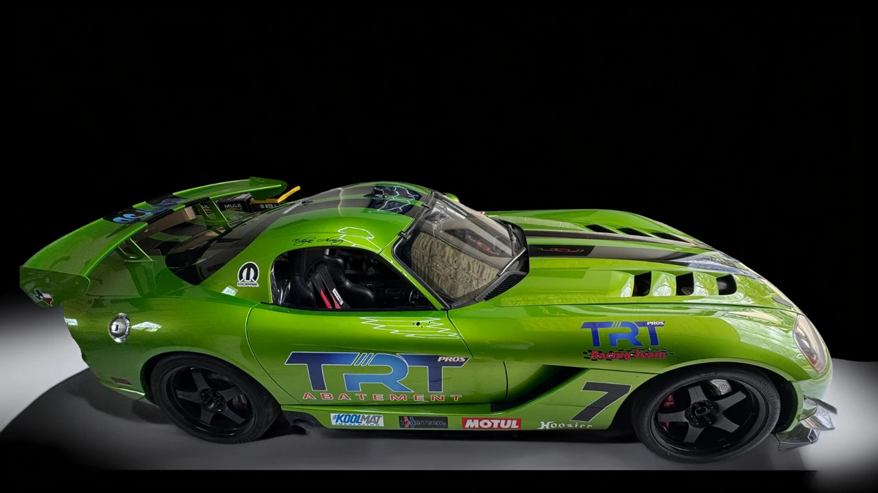 2006 Dodge Viper 3rd Gen - Image 3 of 12