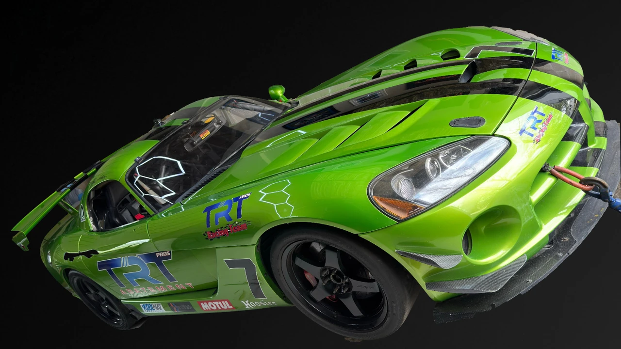 2006 Dodge Viper 3rd Gen - Image 4 of 12