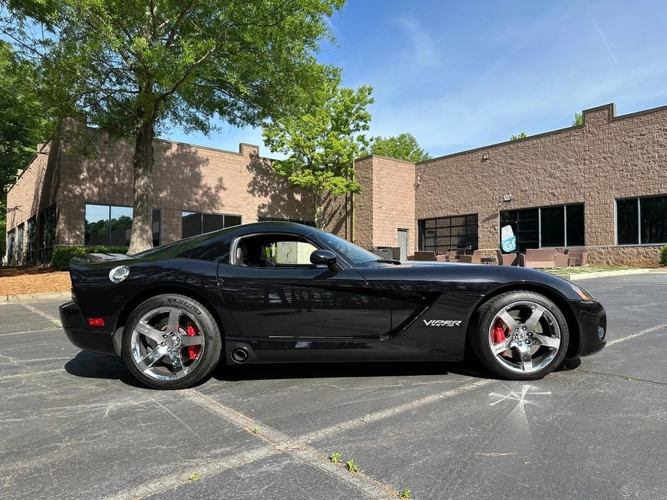 2006 Dodge Viper 3rd Gen - Image 12 of 24