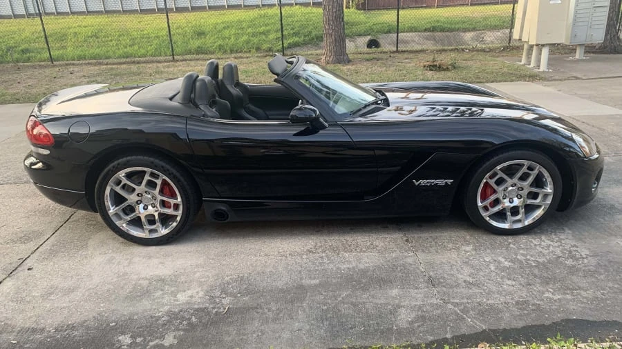 2006 Dodge Viper 3rd Gen - Image 2 of 13