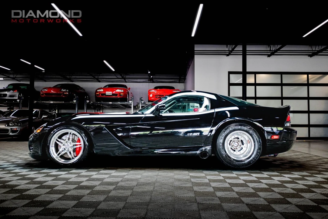 2006 Dodge Viper 3rd Gen - Image 11 of 12