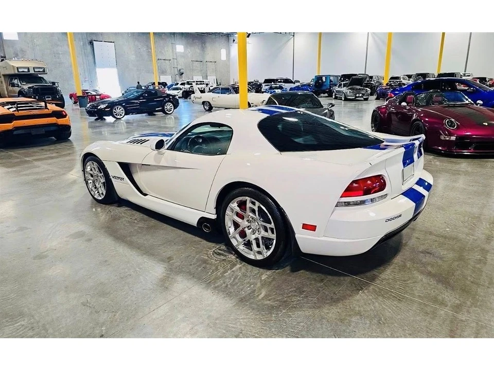 2006 Dodge Viper 3rd Gen - Image 3 of 5