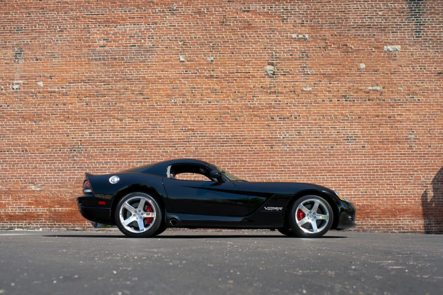 2006 Dodge Viper 3rd Gen - Image 2 of 31