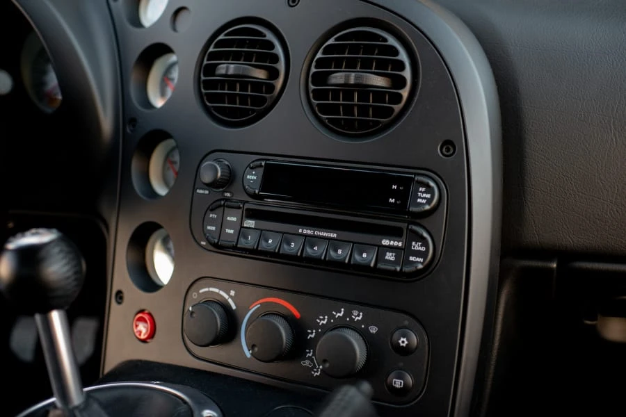 2006 Dodge Viper 3rd Gen - Image 23 of 31