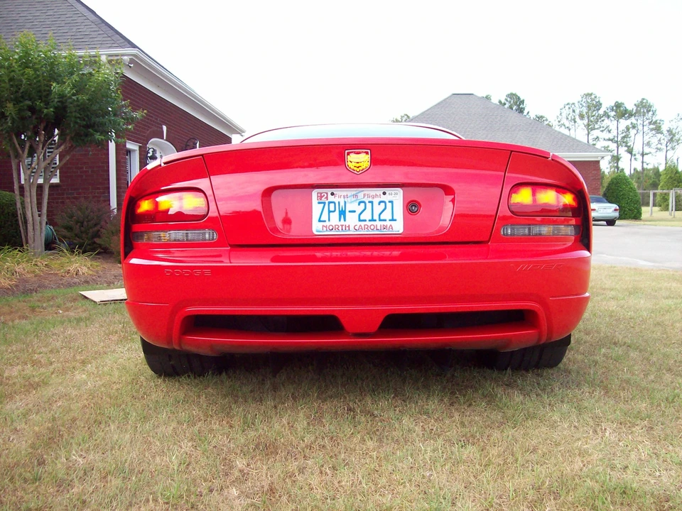 2006 Dodge Viper 3rd Gen - Image 9 of 31