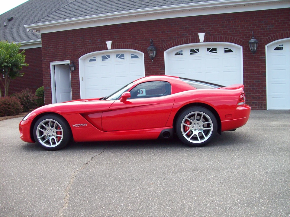 2006 Dodge Viper 3rd Gen - Image 5 of 31