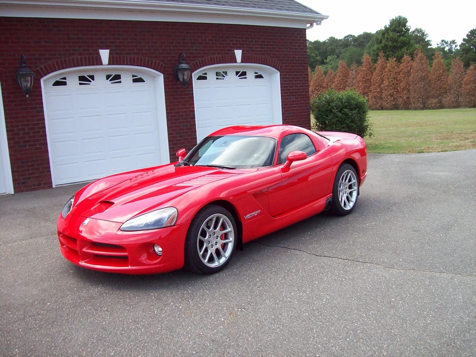 2006 Dodge Viper 3rd Gen - Image 2 of 31