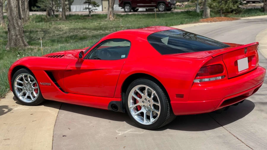 2006 Dodge Viper 3rd Gen - Image 2 of 16