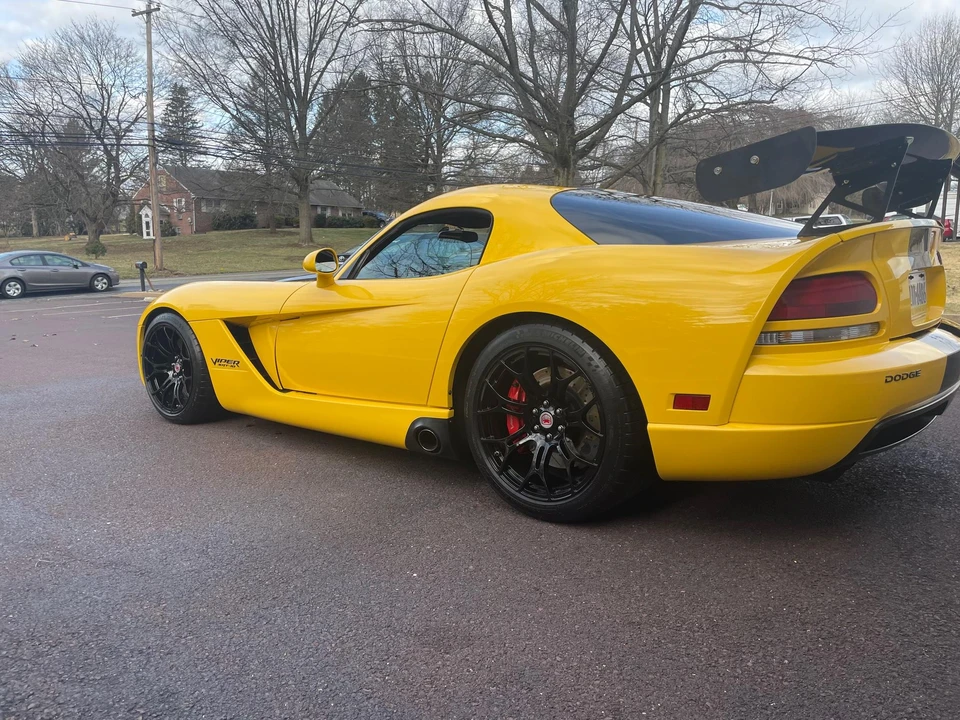 2006 Dodge Viper 3rd Gen - Image 16 of 31