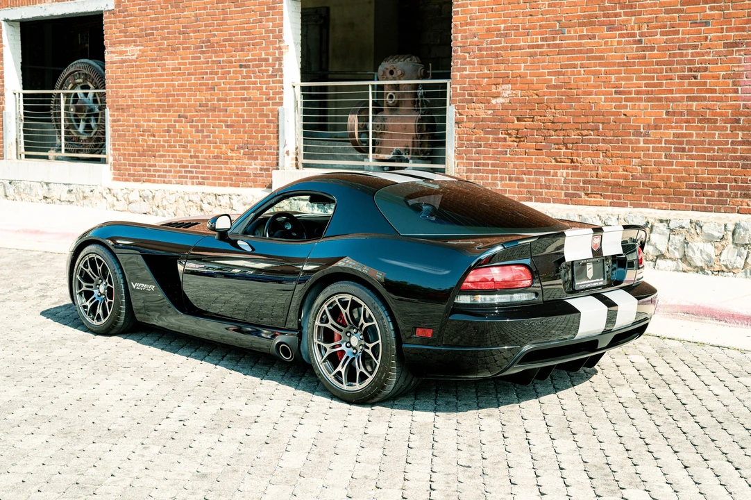 2006 Dodge Viper 3rd Gen - Image 9 of 31