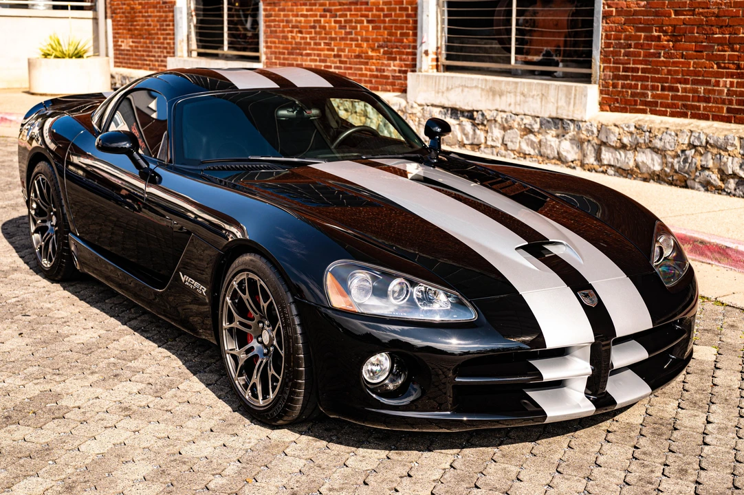 2006 Dodge Viper 3rd Gen - Image 14 of 31