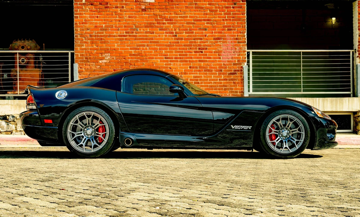 2006 Dodge Viper 3rd Gen - Image 12 of 31