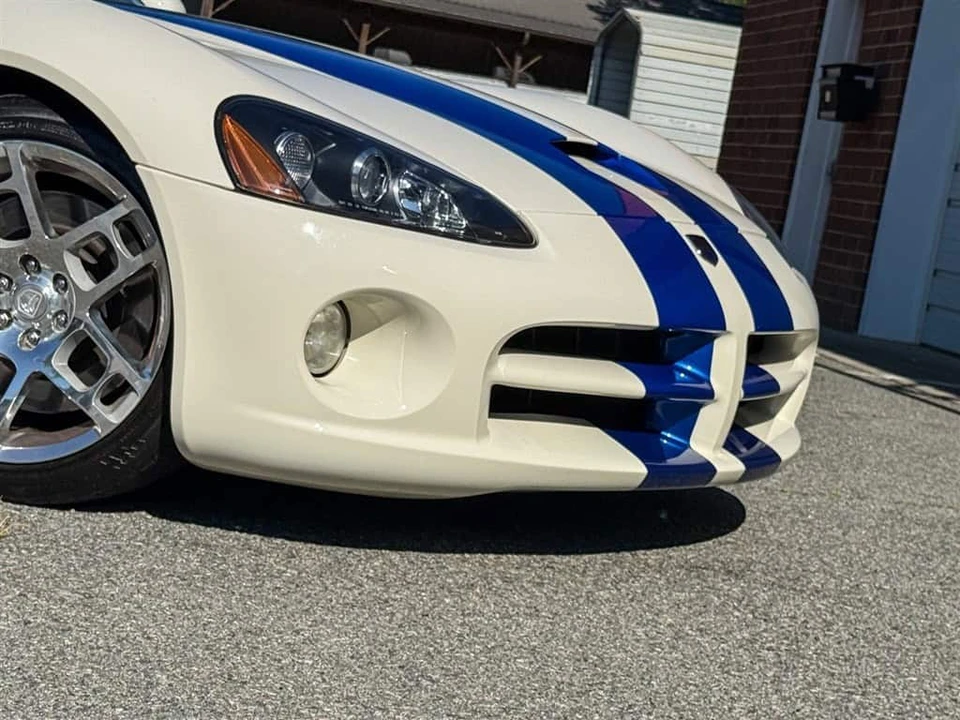 2006 Dodge Viper 3rd Gen - Image 25 of 31