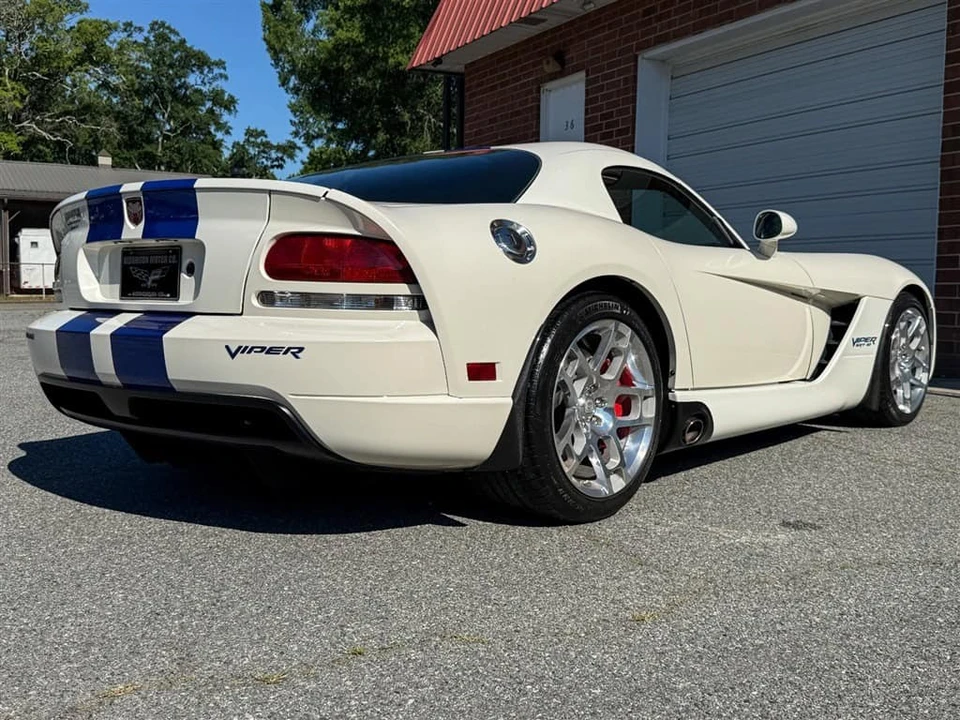 2006 Dodge Viper 3rd Gen - Image 31 of 31