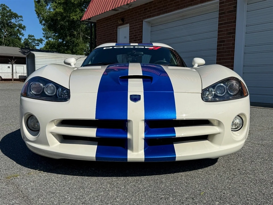 2006 Dodge Viper 3rd Gen - Image 3 of 31