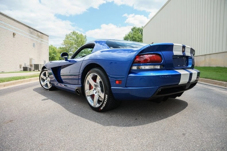 2006 Dodge Viper 3rd Gen - Image 2 of 20