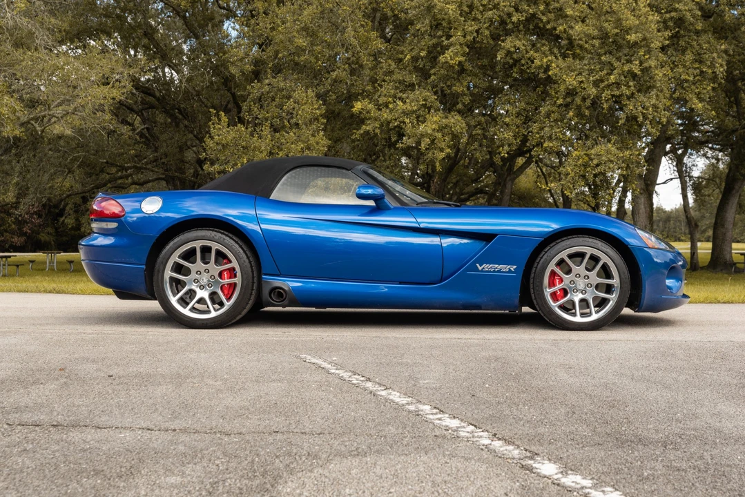 2006 Dodge Viper 3rd Gen - Image 5 of 31