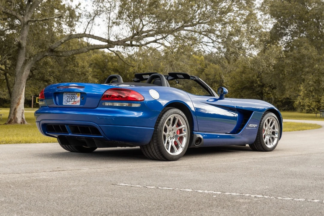 2006 Dodge Viper 3rd Gen - Image 14 of 31