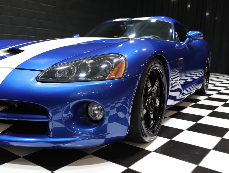 2006 Dodge Viper 3rd Gen - Image 9 of 31