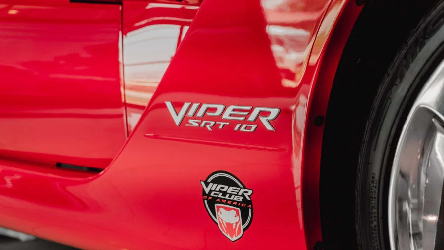 2006 Dodge Viper 3rd Gen - Image 2 of 5