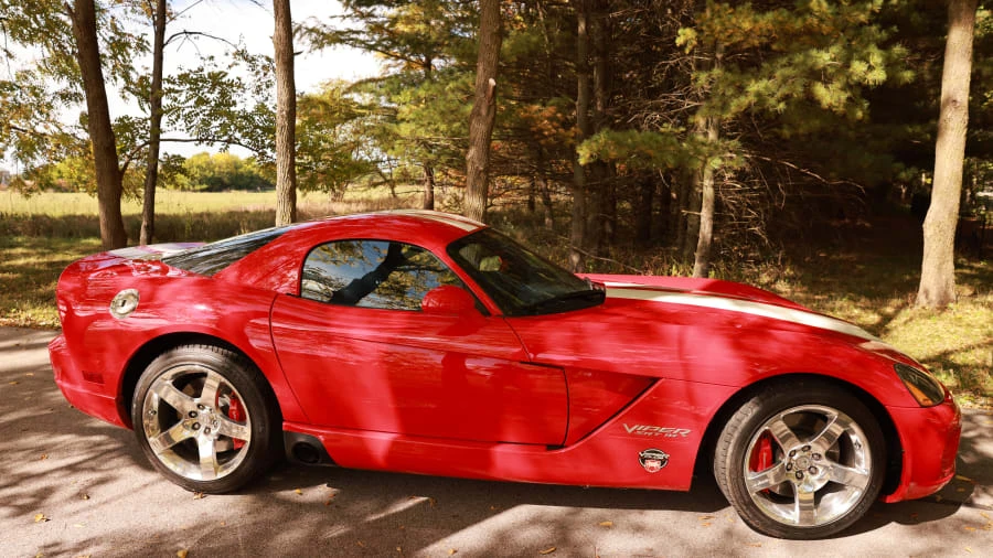 2006 Dodge Viper 3rd Gen - Image 2 of 12