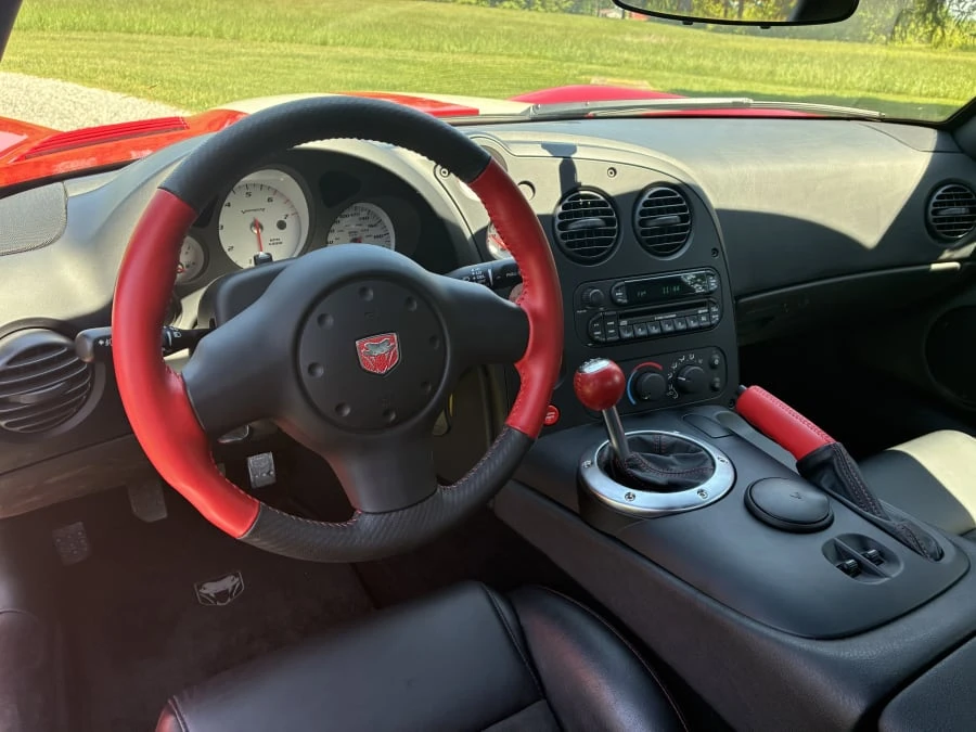 2006 Dodge Viper 3rd Gen - Image 11 of 18