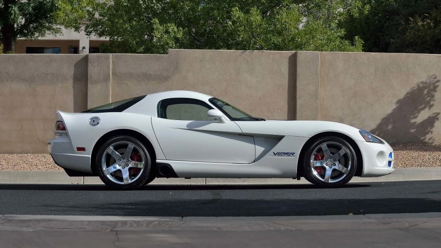 2006 Dodge Viper 3rd Gen - Image 2 of 12