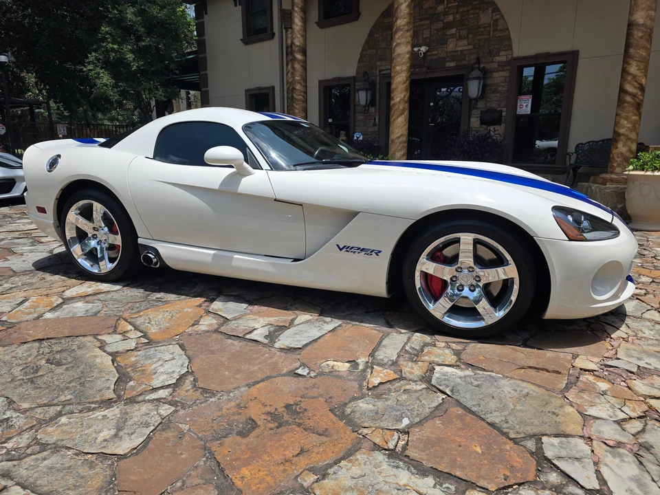 2006 Dodge Viper 3rd Gen - Image 13 of 31
