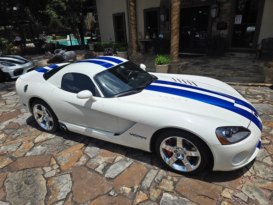 2006 Dodge Viper 3rd Gen - Image 15 of 31