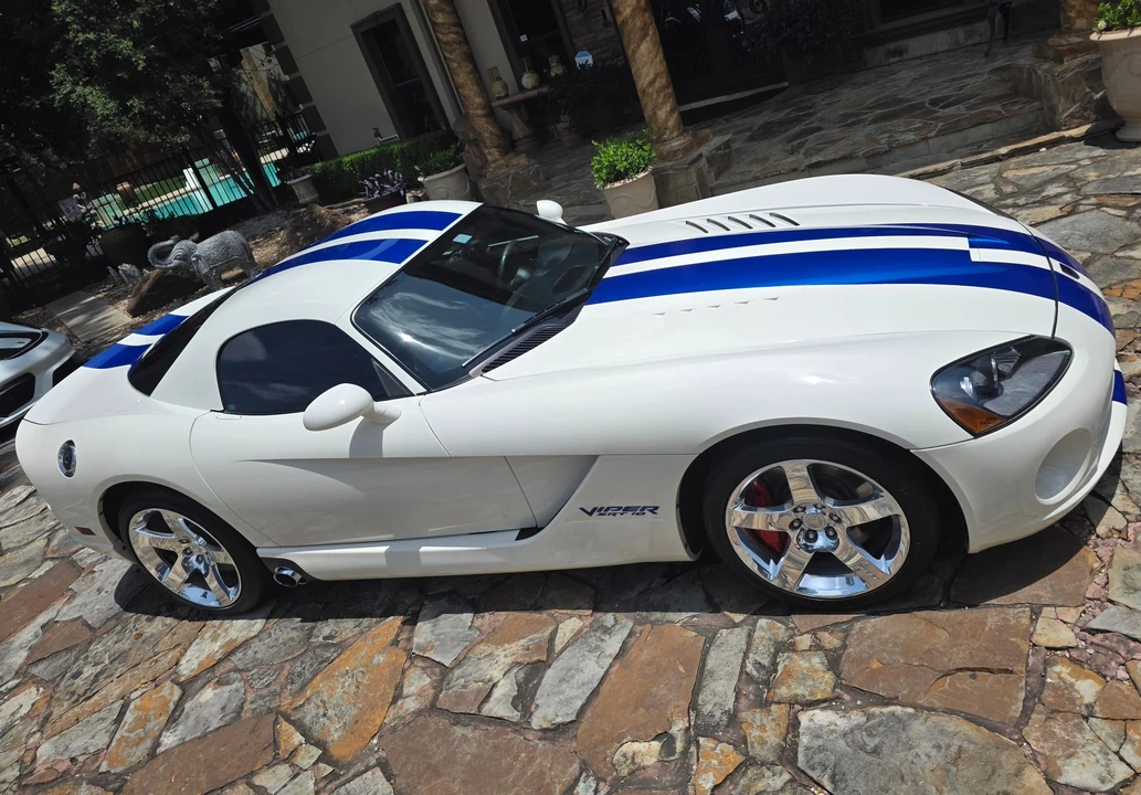 2006 Dodge Viper 3rd Gen - Image 14 of 31