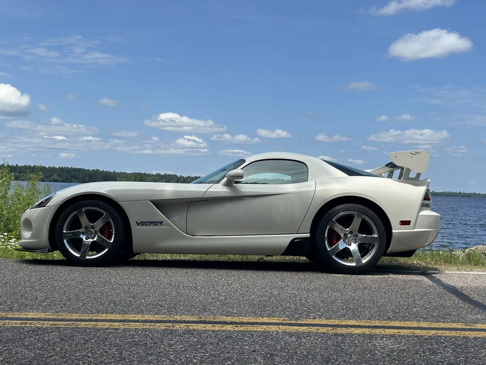 2006 Dodge Viper 3rd Gen - Image 11 of 31