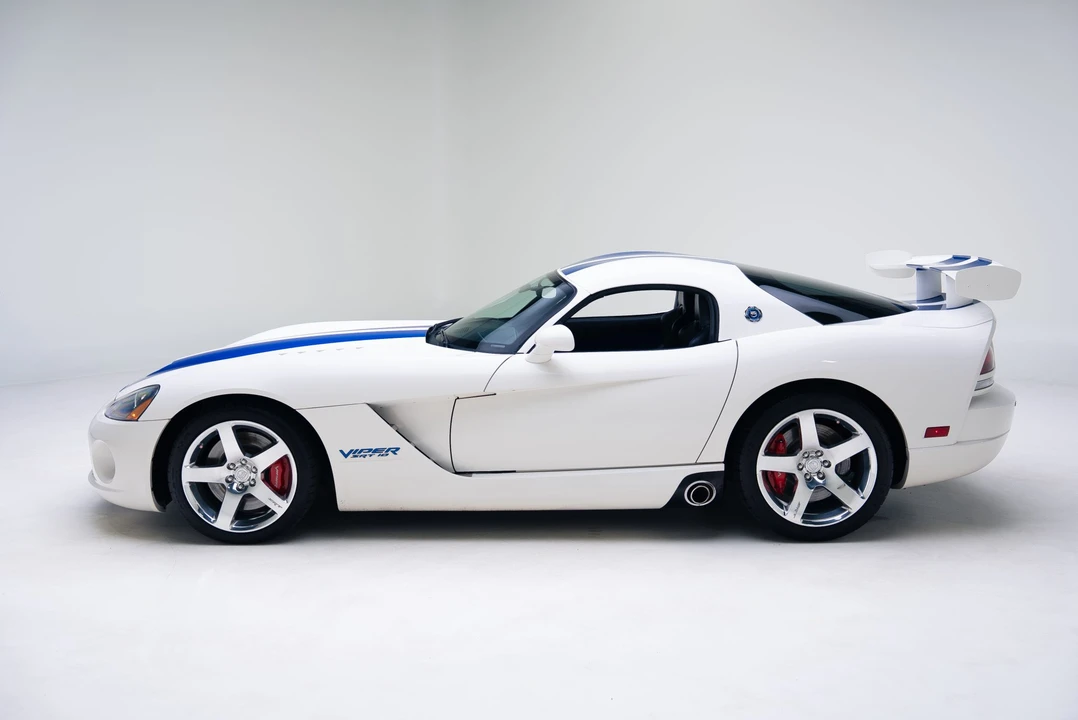 2006 Dodge Viper 3rd Gen - Image 11 of 31