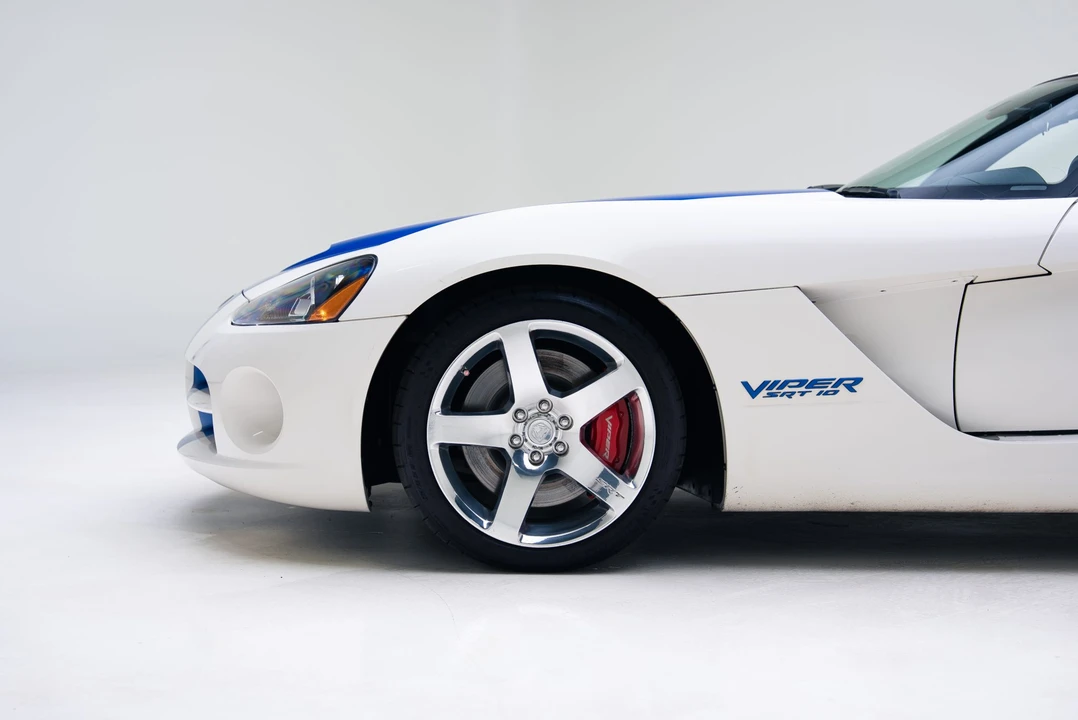 2006 Dodge Viper 3rd Gen - Image 24 of 31