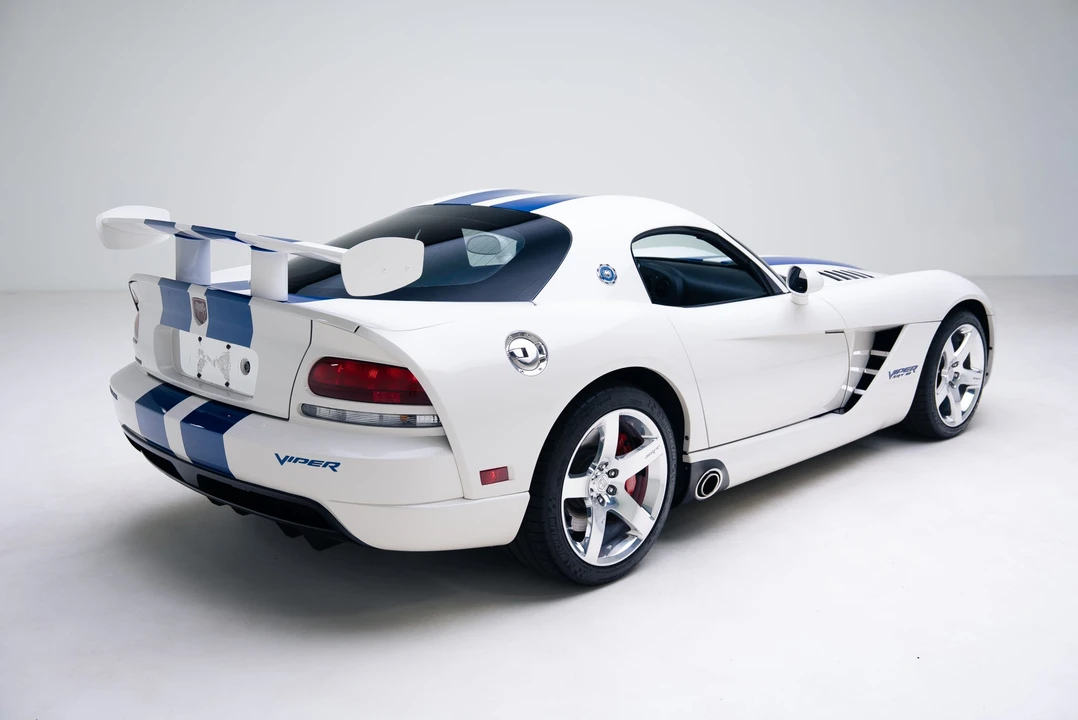 2006 Dodge Viper 3rd Gen - Image 9 of 31