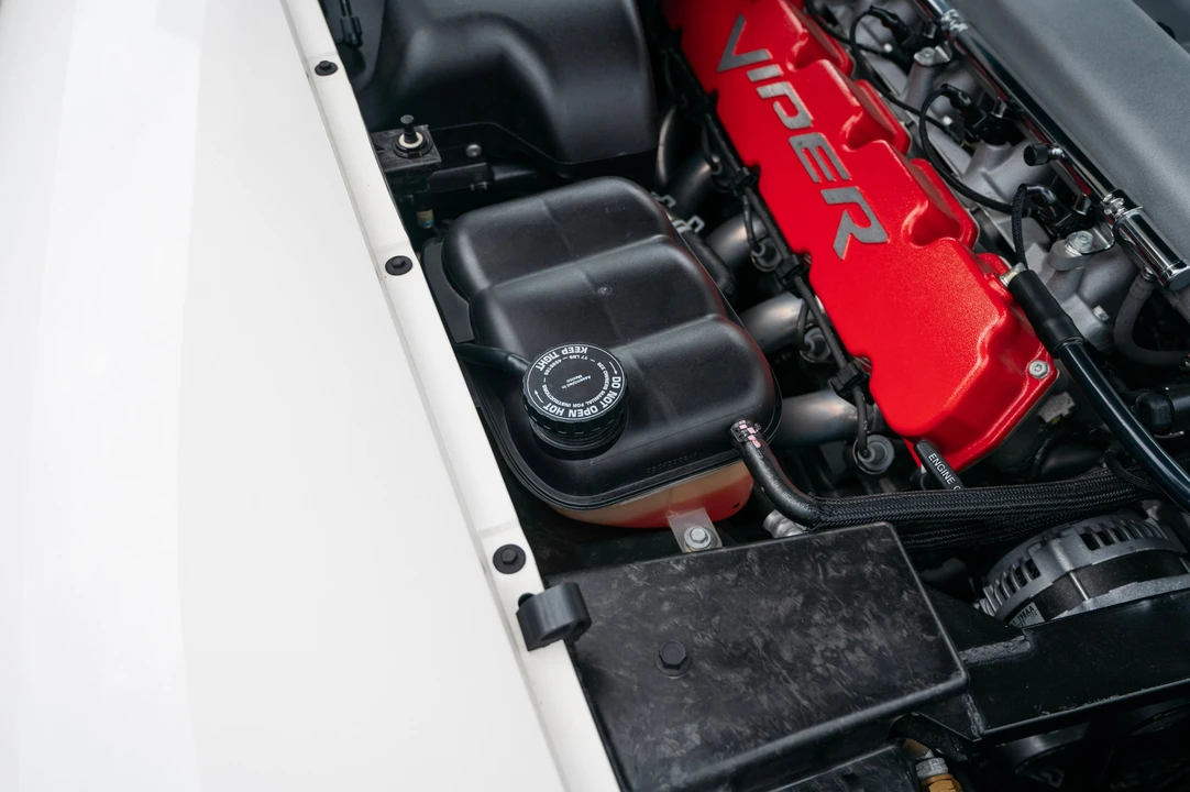 2006 Dodge Viper 3rd Gen - Image 14 of 31