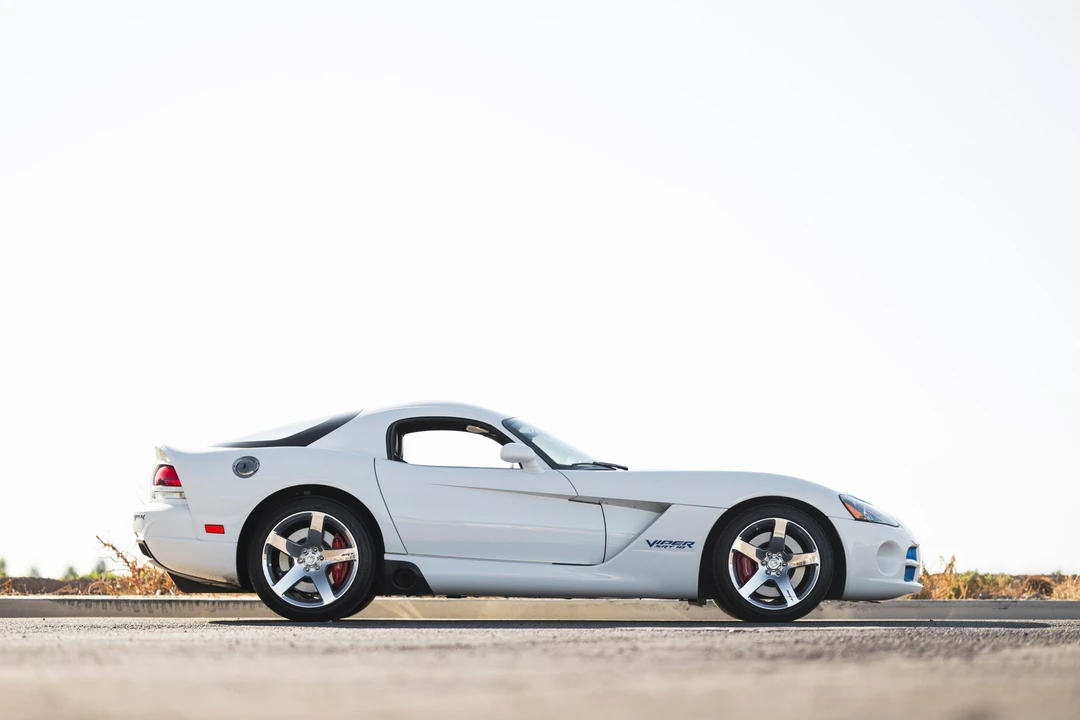 2006 Dodge Viper 3rd Gen - Image 20 of 30