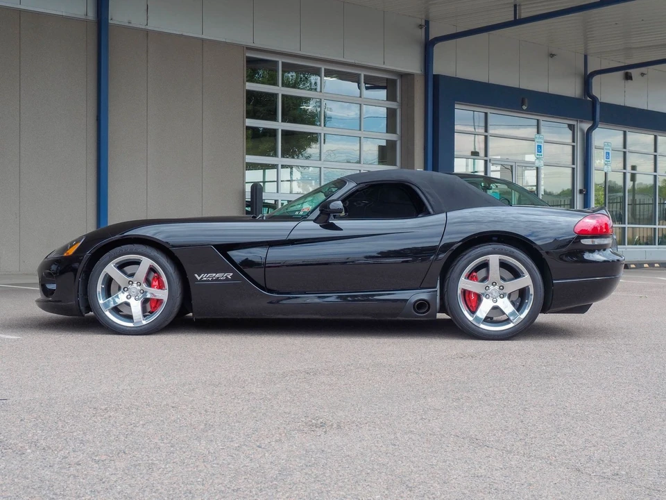 2006 Dodge Viper 3rd Gen - Image 9 of 31