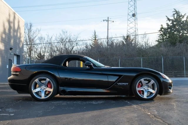 2006 Dodge Viper 3rd Gen - Image 9 of 21