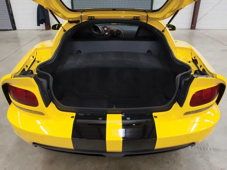 2006 Dodge Viper 3rd Gen - Image 16 of 20