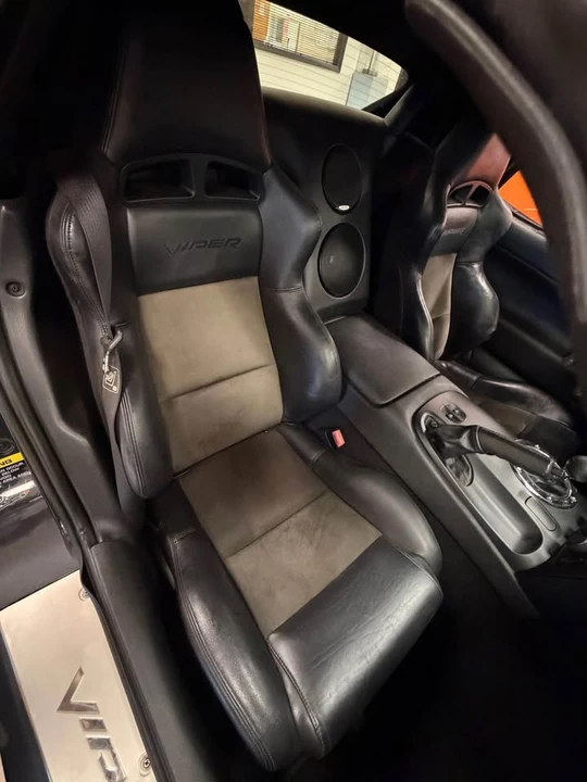 2006 Dodge Viper 3rd Gen - Image 16 of 20