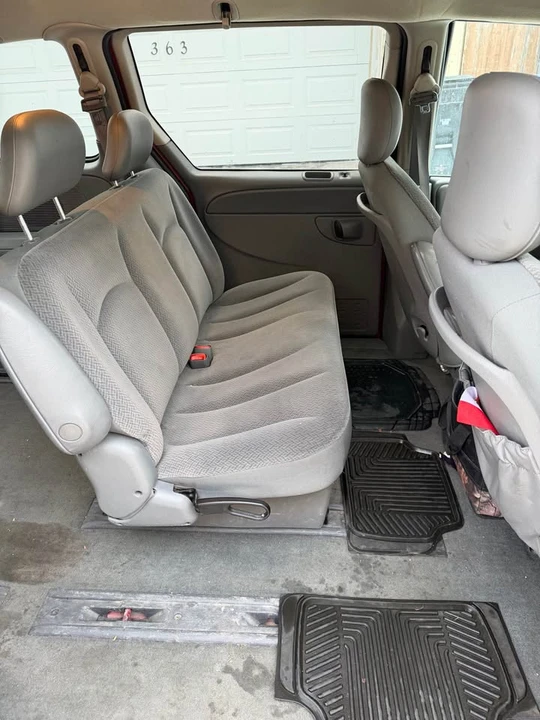 2006 Dodge Caravan - Image 5 of 6