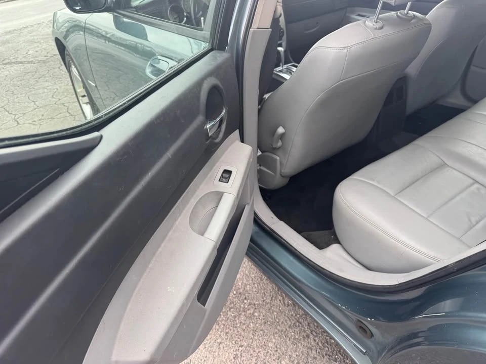 2006 Dodge Challenger - Image 11 of 20