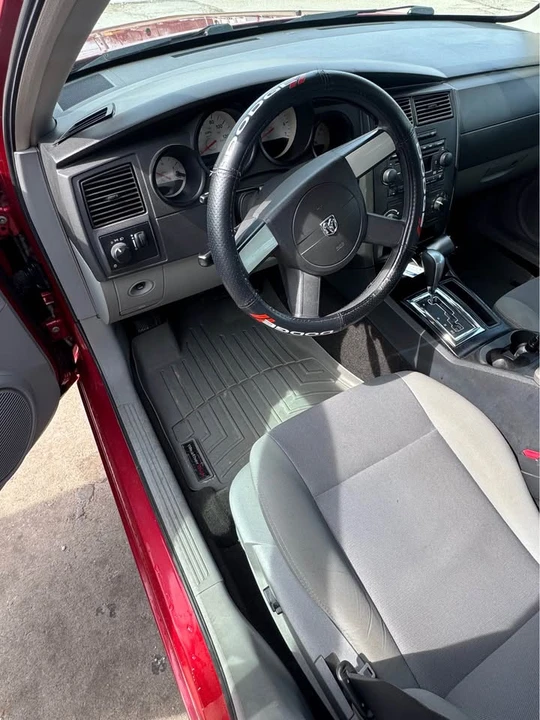 2006 Dodge Challenger - Image 4 of 5
